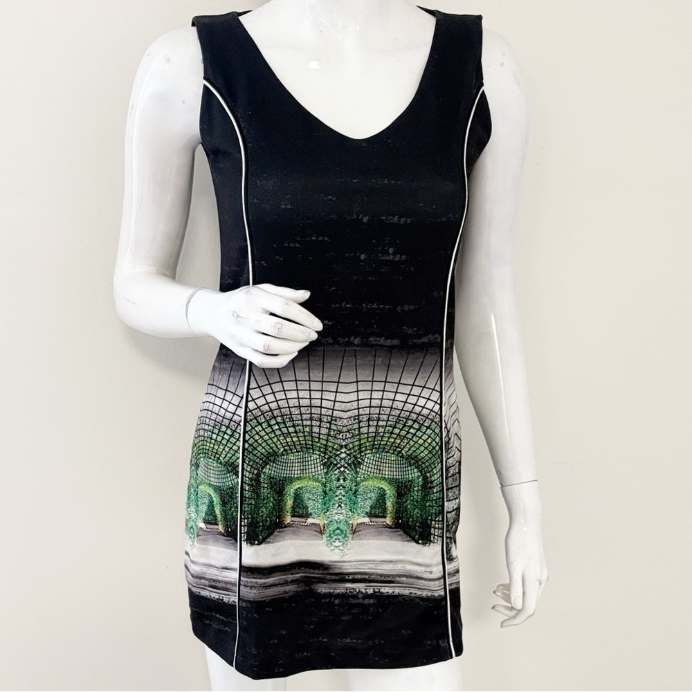 Vintage Y2K Save the Queen Euro Black & Green Sleeveless Garden Print Mini Dress